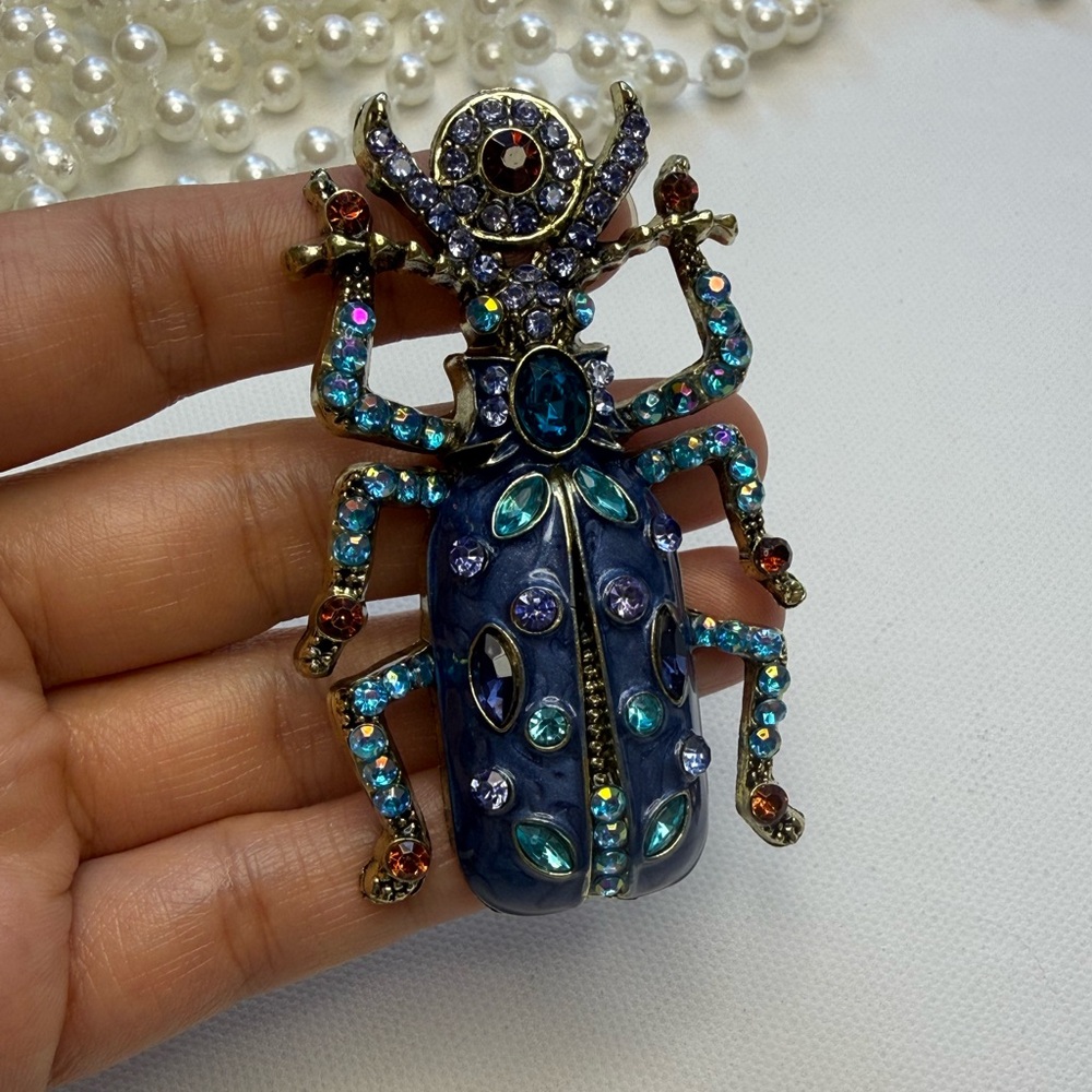 Blue Bejeweled Beetle Brooch - Picture 5 of 7